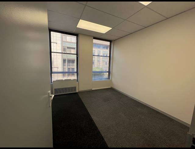2,000M² OFFICE TO LET IN ROSEBANK